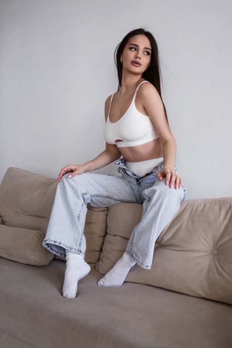 Оля, 23 — Отрадное